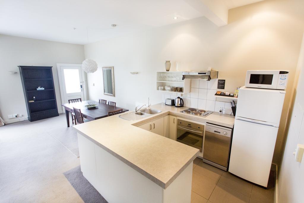 The Terrace Villas Serviced Apartments Wellington Exterior photo